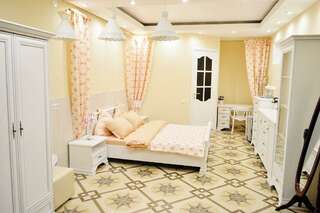 Гостиница Иваново Подворье Токсово Бунгало стандарт с 1 двуспальной кроватью-2