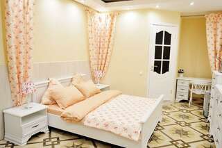 Гостиница Иваново Подворье Токсово Бунгало стандарт с 1 двуспальной кроватью-1